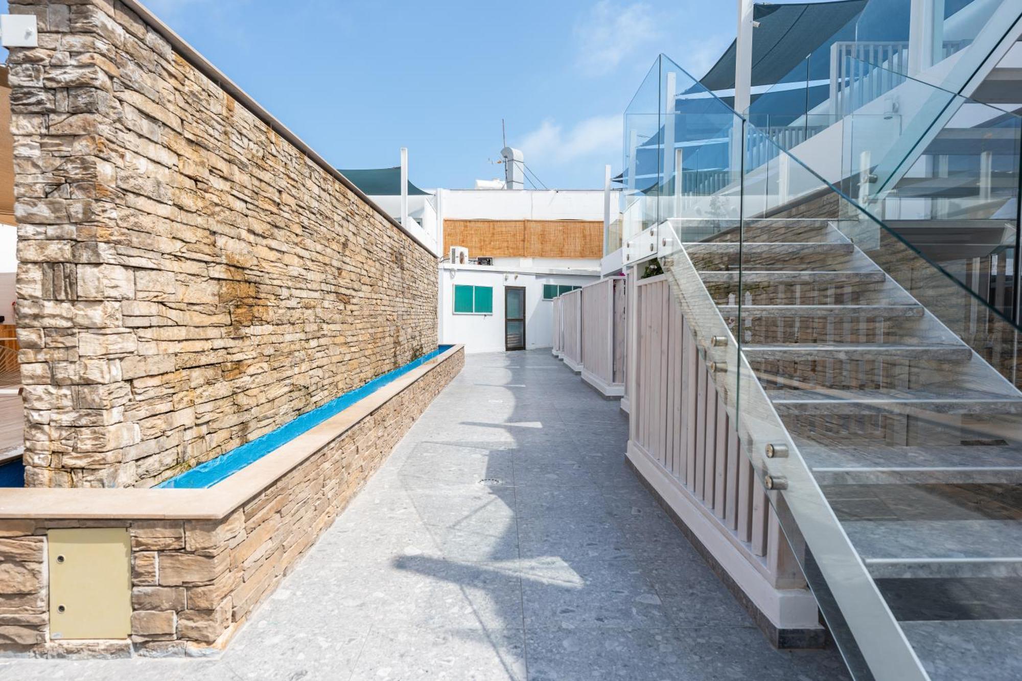 Blue Harbour Boutique Aparthotel Ayia Napa Ngoại thất bức ảnh
